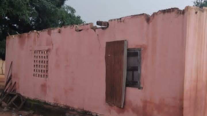 Saréboido : l’école primaire Dembalel Boiro en ruine, plus de 900 élèves menacés… 