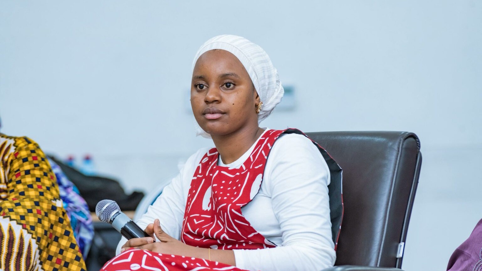  Journée de la jeune fille : Oumou Khairy Diallo alerte sur les défis persistants pour l’émancipation des filles en Guinée