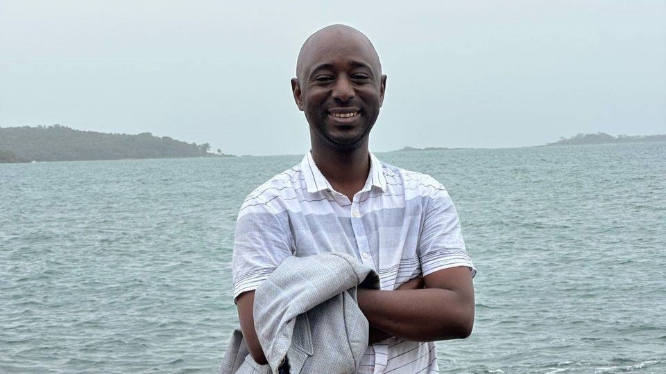 Projet Simandou et construction de raffineries : l’analyse d’Oumar Totiya Barry, directeur exécutif de l’Observatoire Guinéen des Mines et Métaux